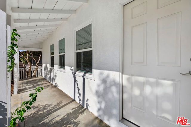 441 Dartmouth Road, Burbank, CA 91504