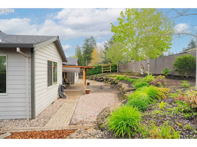 2156 Sw 14TH Dr, Gresham, OR 97080