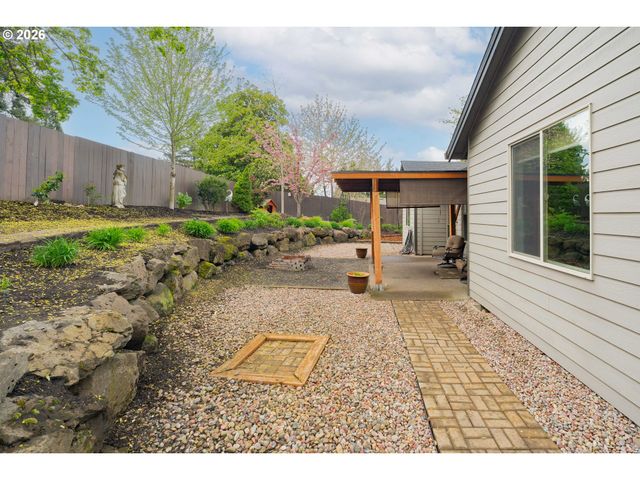 2156 Sw 14TH Dr, Gresham, OR 97080