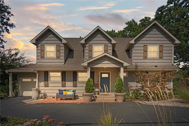 4900 W 79th Street, Prairie Village, KS 66208