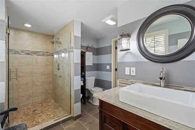 4900 W 79th Street, Prairie Village, KS 66208