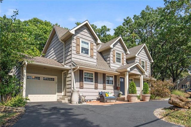 4900 W 79th Street, Prairie Village, KS 66208