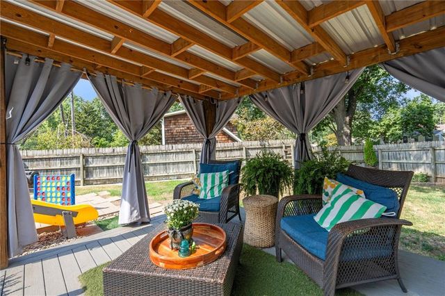 4900 W 79th Street, Prairie Village, KS 66208