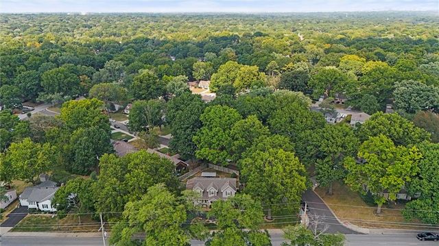 4900 W 79th Street, Prairie Village, KS 66208