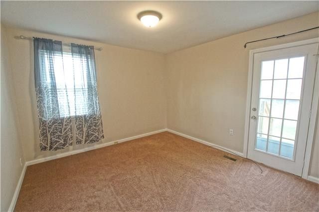 5420 Knob Rd, Nashville, TN 37209