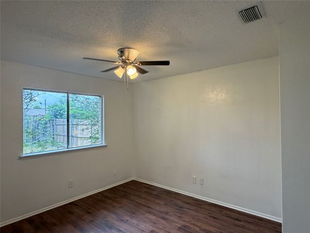 3325 Lariat Lane, Garland, TX 75042