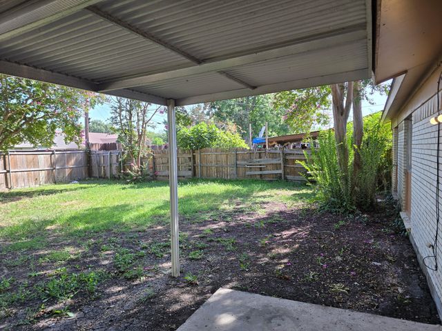 3325 Lariat Lane, Garland, TX 75042