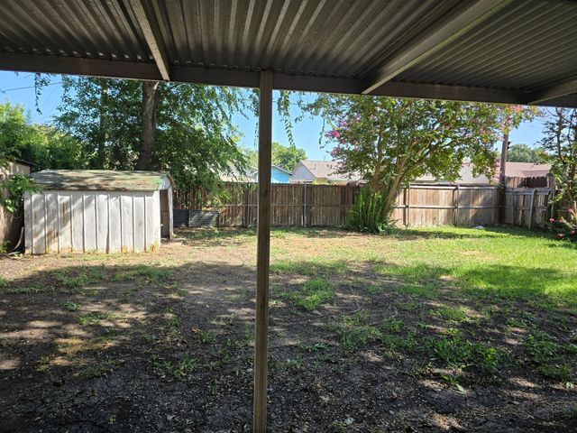 3325 Lariat Lane, Garland, TX 75042