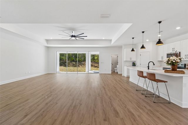 11248 FLOCK AVENUE, Weeki Wachee, FL 34613