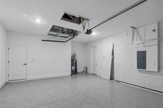 11248 FLOCK AVENUE, Weeki Wachee, FL 34613