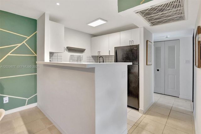 5821 Washington Street 30, Hollywood, FL 33023