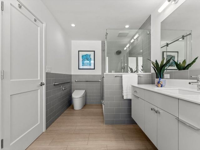 10 Rogers Street PH4, Cambridge, MA 02142