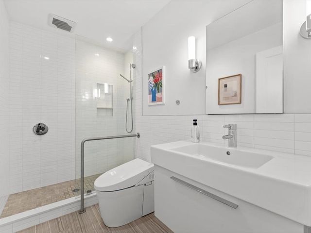 10 Rogers Street PH4, Cambridge, MA 02142