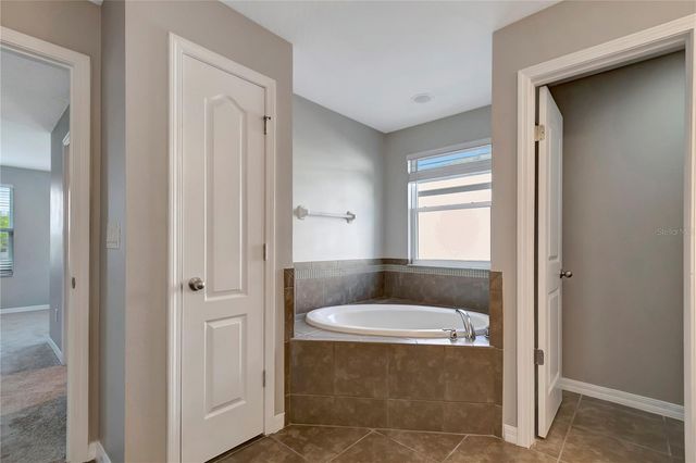 8406 CHERRY BRANCH DRIVE, Ruskin, FL 33573