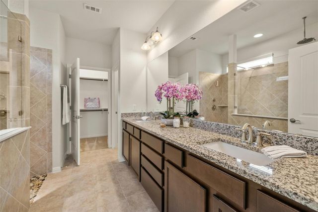 203 Longview LN, Georgetown, TX 78633