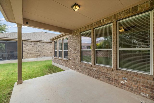 203 Longview LN, Georgetown, TX 78633