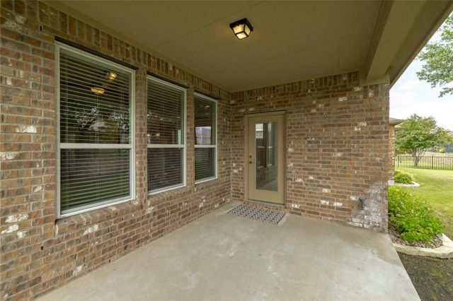 203 Longview LN, Georgetown, TX 78633