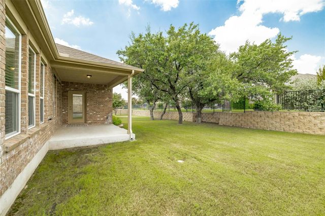 203 Longview LN, Georgetown, TX 78633