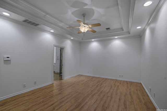 8 ORSINGER FRG, San Antonio, TX 78230
