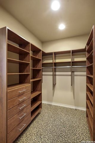 8 ORSINGER FRG, San Antonio, TX 78230