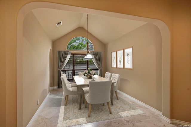 8 ORSINGER FRG, San Antonio, TX 78230