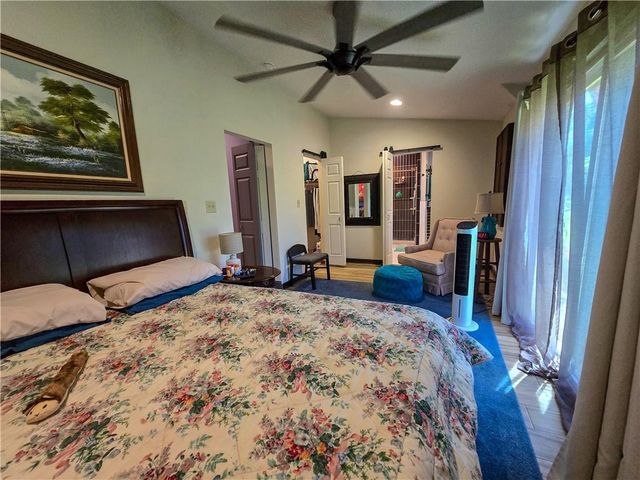 10259 S Perry Road, Orrick, MO 64077