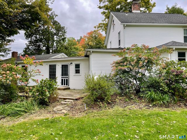 86 Main Street, Newtown, CT 06470