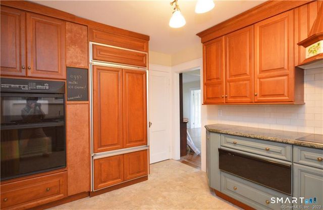 86 Main Street, Newtown, CT 06470