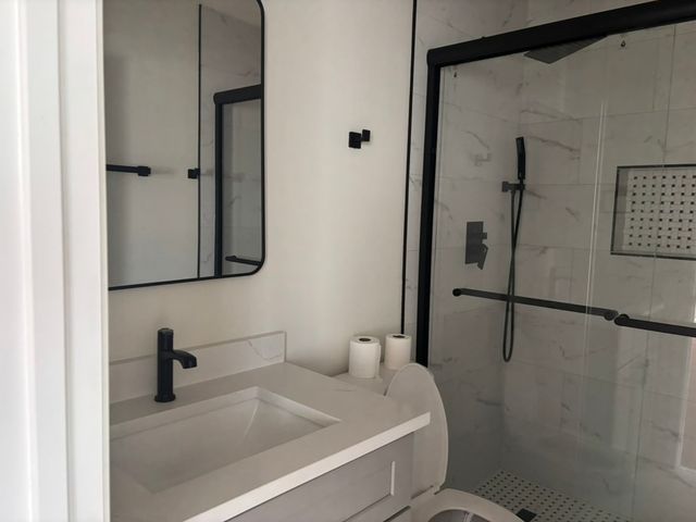 1150 Regency Drive, Schaumburg, IL 60193