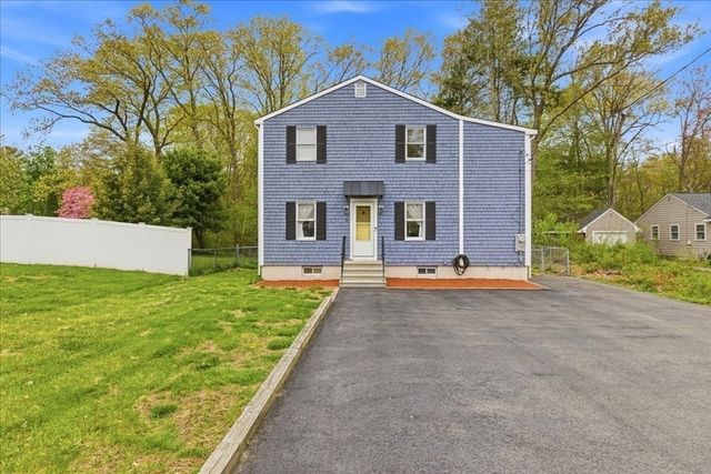 9 Douglas Ave, Norwell, MA 02061