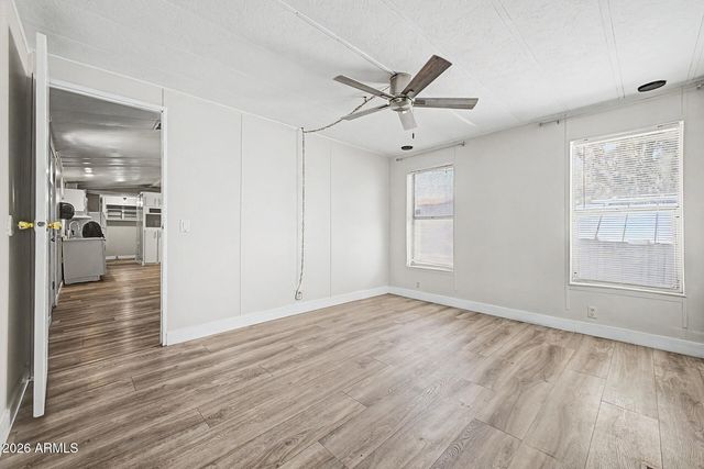 8601 N 71st Avenue 83, Glendale, AZ 85301