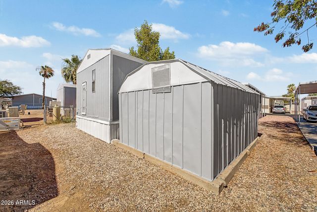 8601 N 71st Avenue 83, Glendale, AZ 85301