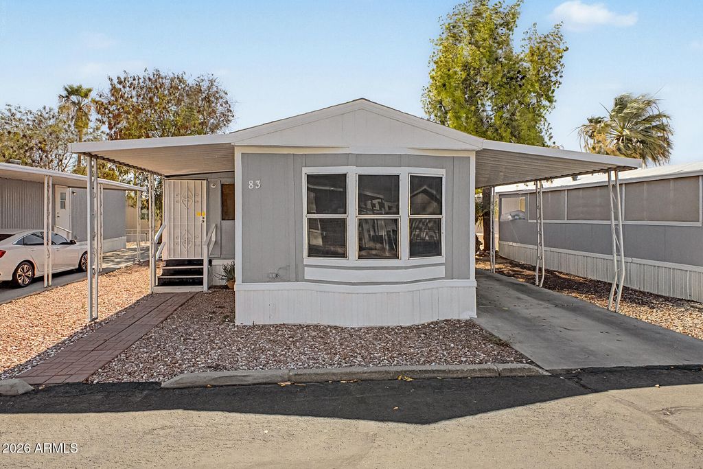 8601 N 71st Avenue 83, Glendale, AZ 85301