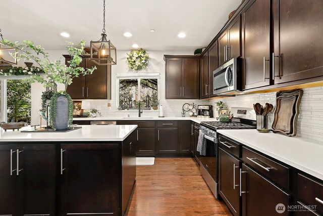 4942 85th Avenue NE, Marysville, WA 98270