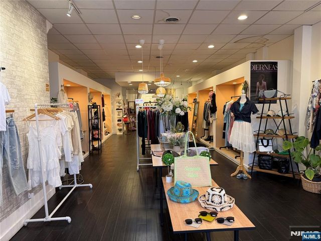 739 Anderson Avenue, Cliffside Park, NJ 07010