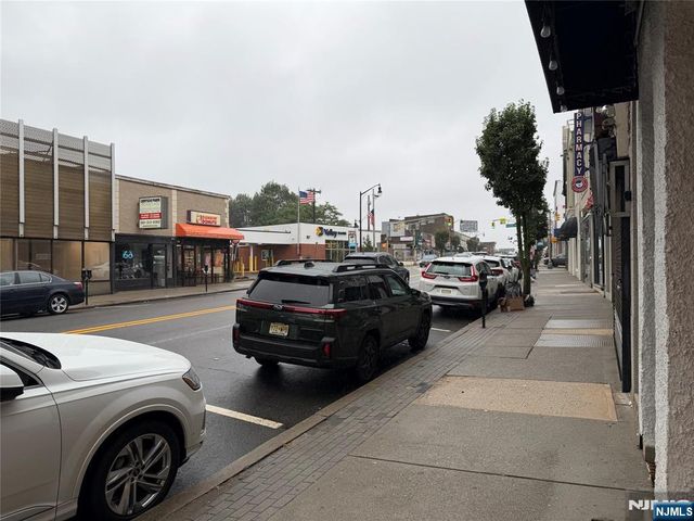 739 Anderson Avenue, Cliffside Park, NJ 07010