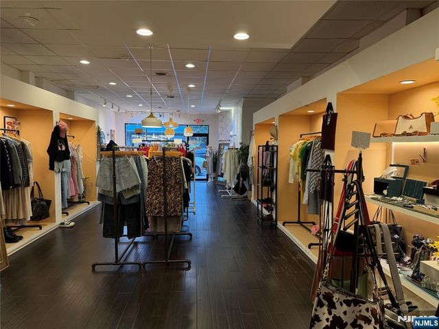 739 Anderson Avenue, Cliffside Park, NJ 07010