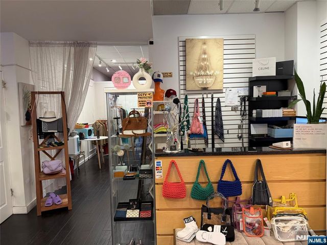 739 Anderson Avenue, Cliffside Park, NJ 07010