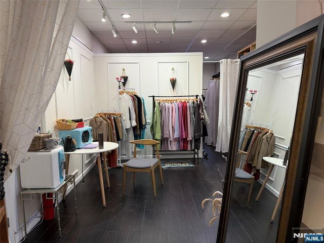 739 Anderson Avenue, Cliffside Park, NJ 07010
