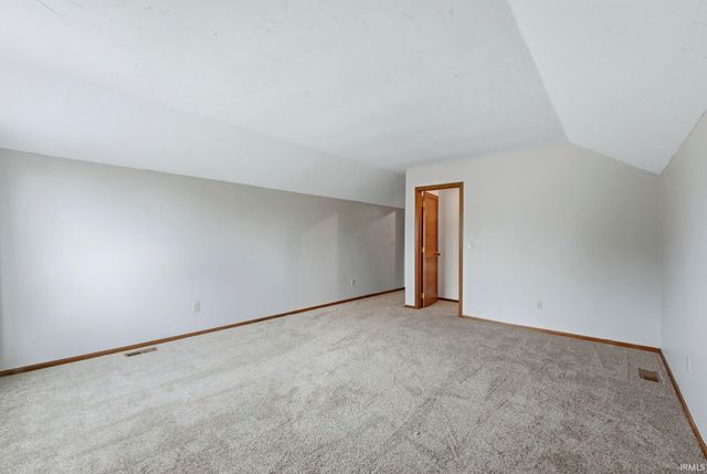 2831 Settlement Creek Run, Fort Wayne, IN 46804