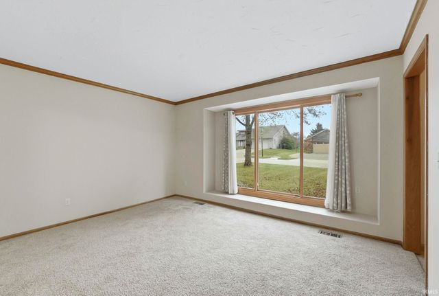 2831 Settlement Creek Run, Fort Wayne, IN 46804