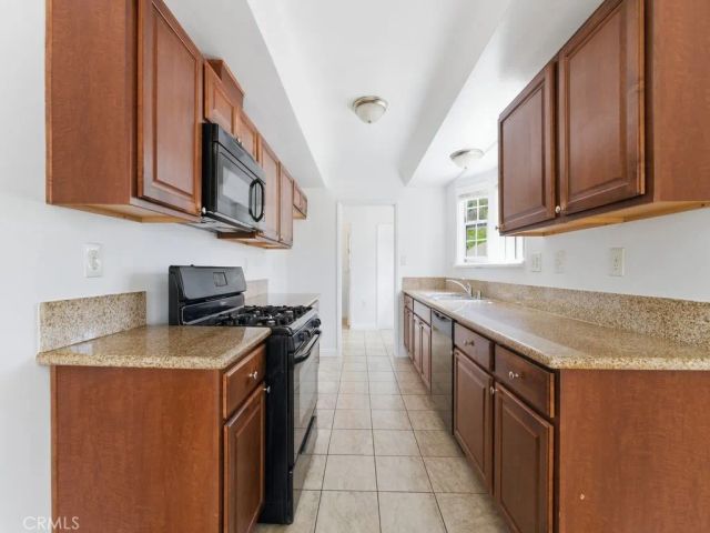 3127 W 79th Street, Los Angeles, CA 90043