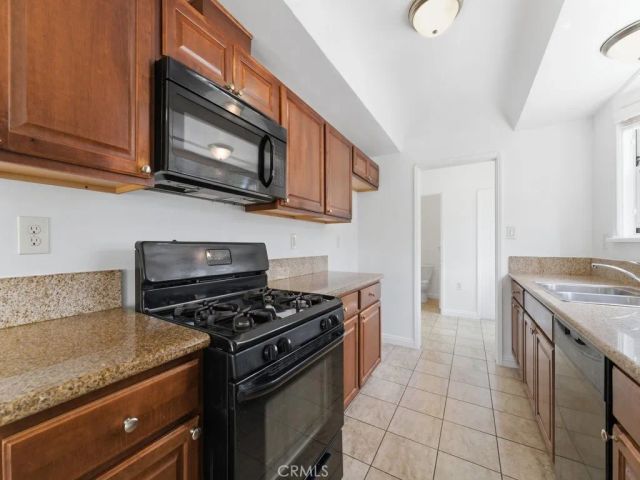 3127 W 79th Street, Los Angeles, CA 90043