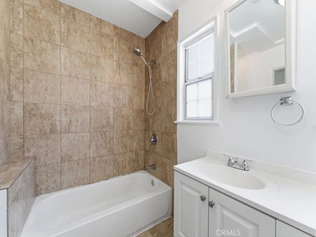 3127 W 79th Street, Los Angeles, CA 90043