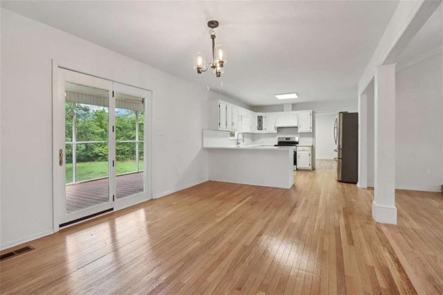 2810 Quillians Court, Gainesville, GA 30506