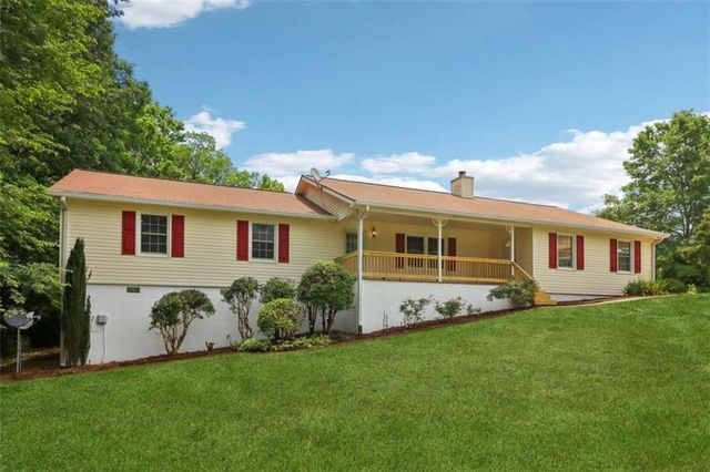 2810 Quillians Court, Gainesville, GA 30506