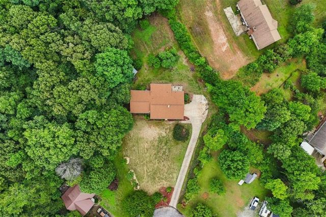 2810 Quillians Court, Gainesville, GA 30506