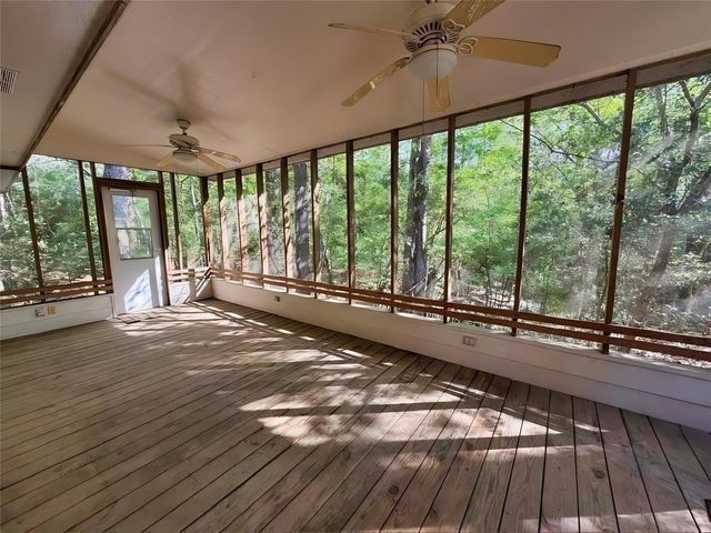 123 Sea Gull Drive, Livingston, TX 77351