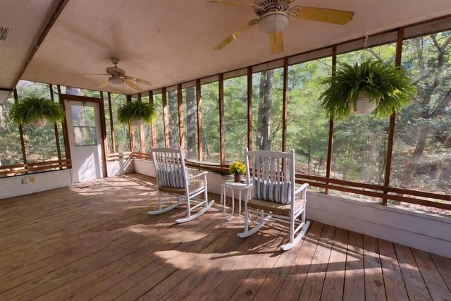 123 Sea Gull Drive, Livingston, TX 77351