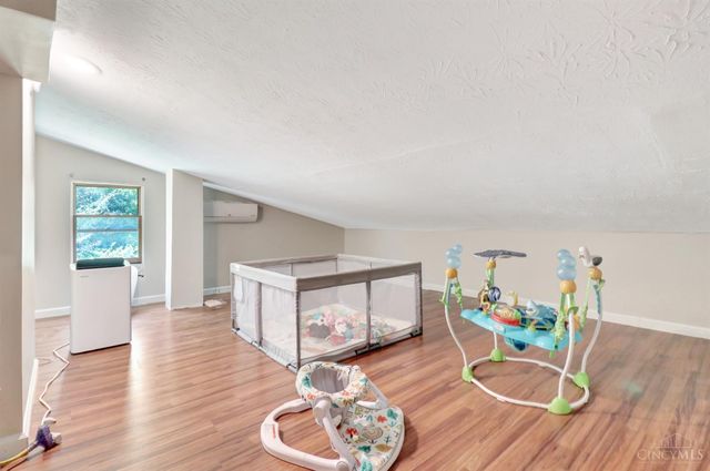 404 Mohawk Street, Cincinnati, OH 45214